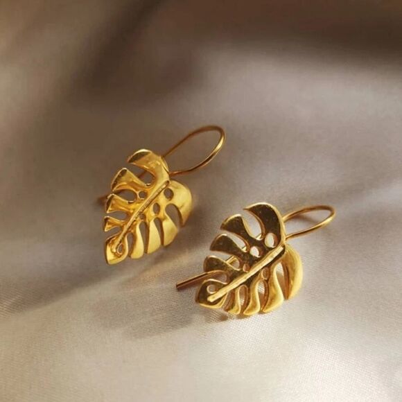 Gold Monstera Leaf Earrings - Picture 2 of 5
